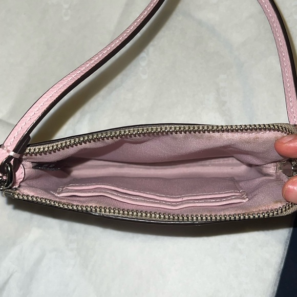 Coach small wristlet (baby pink) - Picture 8 of 9